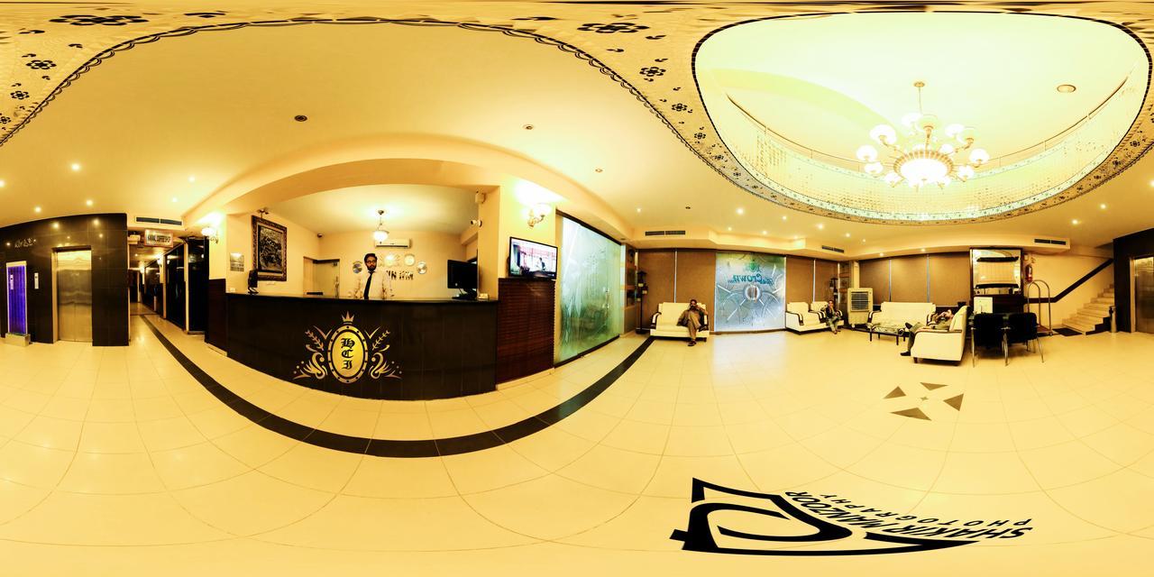 Hotel Crown Inn Карачі Екстер'єр фото